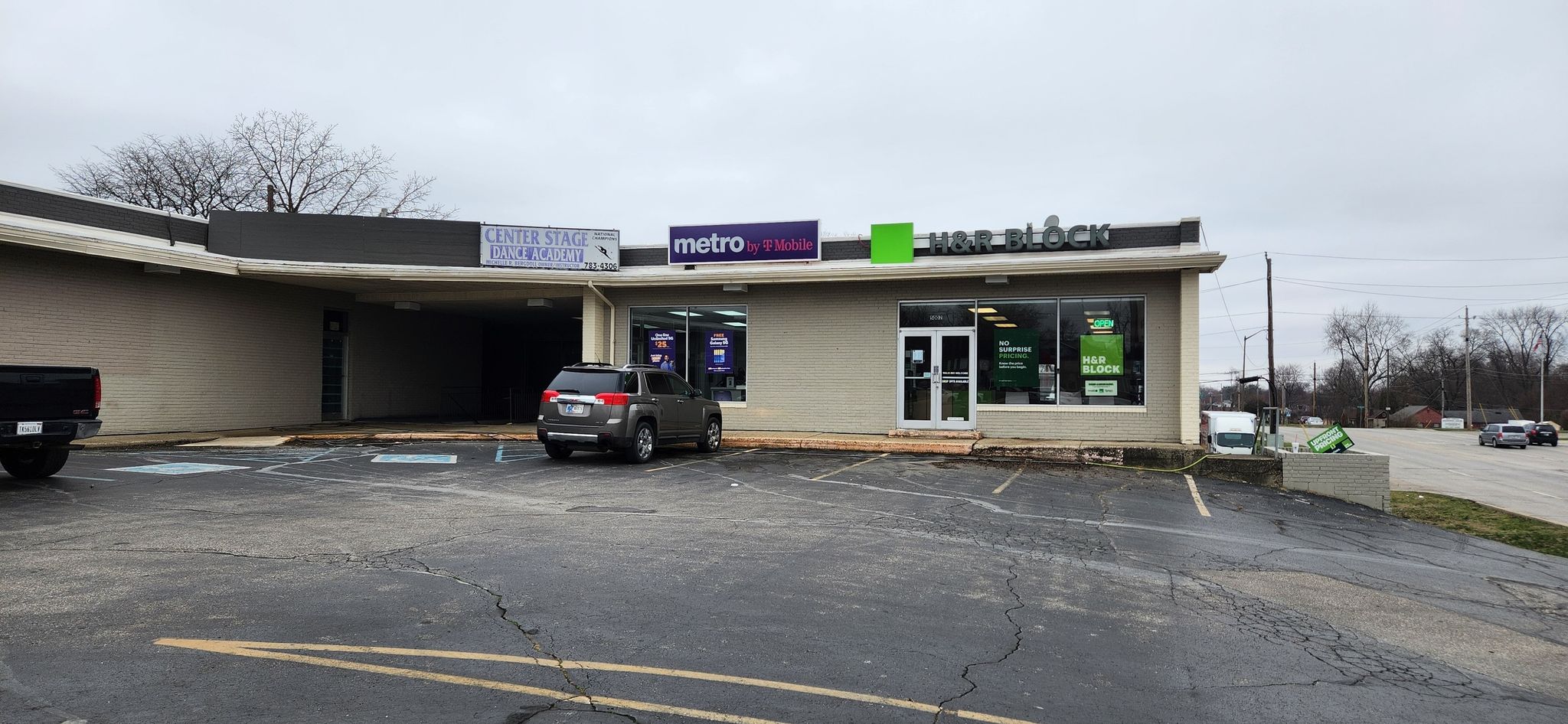 Image of 5002 Madison Avenue L9